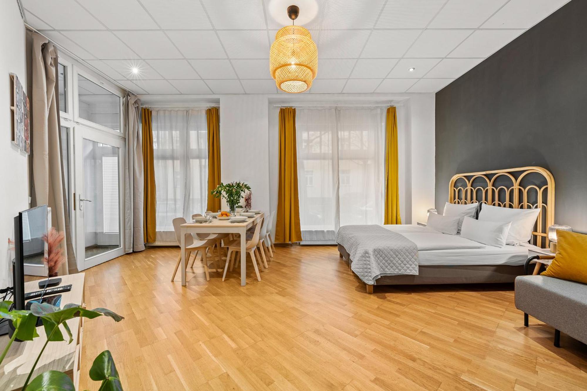33 J Prenzlauerberg * Berlin